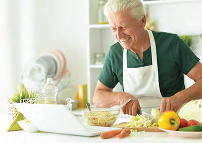 Seniors Eating Healthy Foods